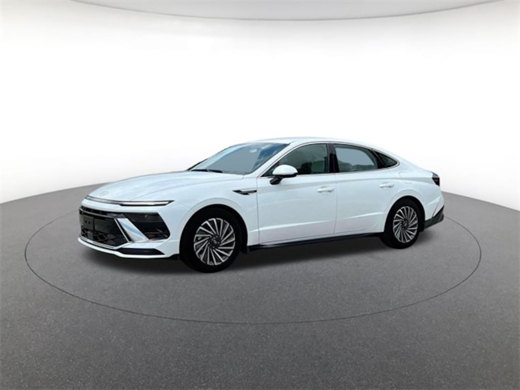 New 2025 Hyundai Sonata Hybrid SEL Sedan