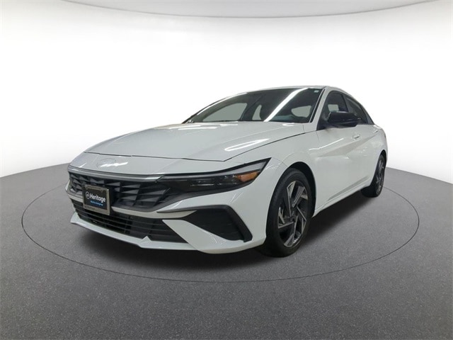 2025 Hyundai Elantra SEL's photo