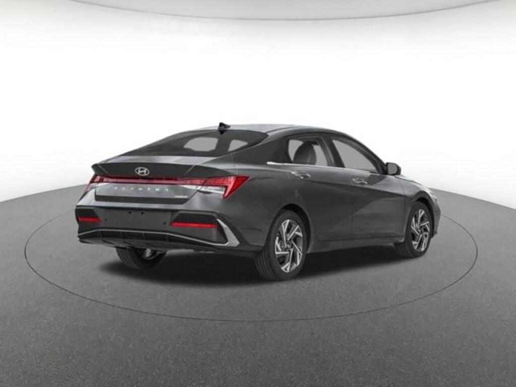 New 2026 Hyundai Elantra Limited Sedan