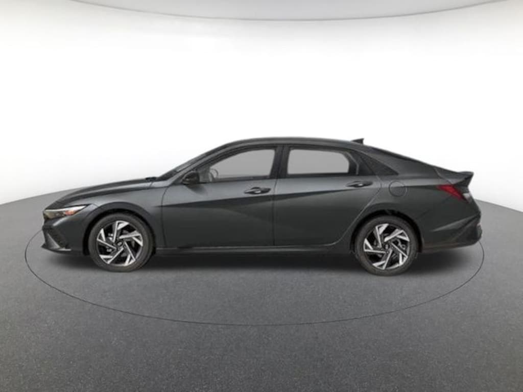 New 2026 Hyundai Elantra SEL Sport Sedan