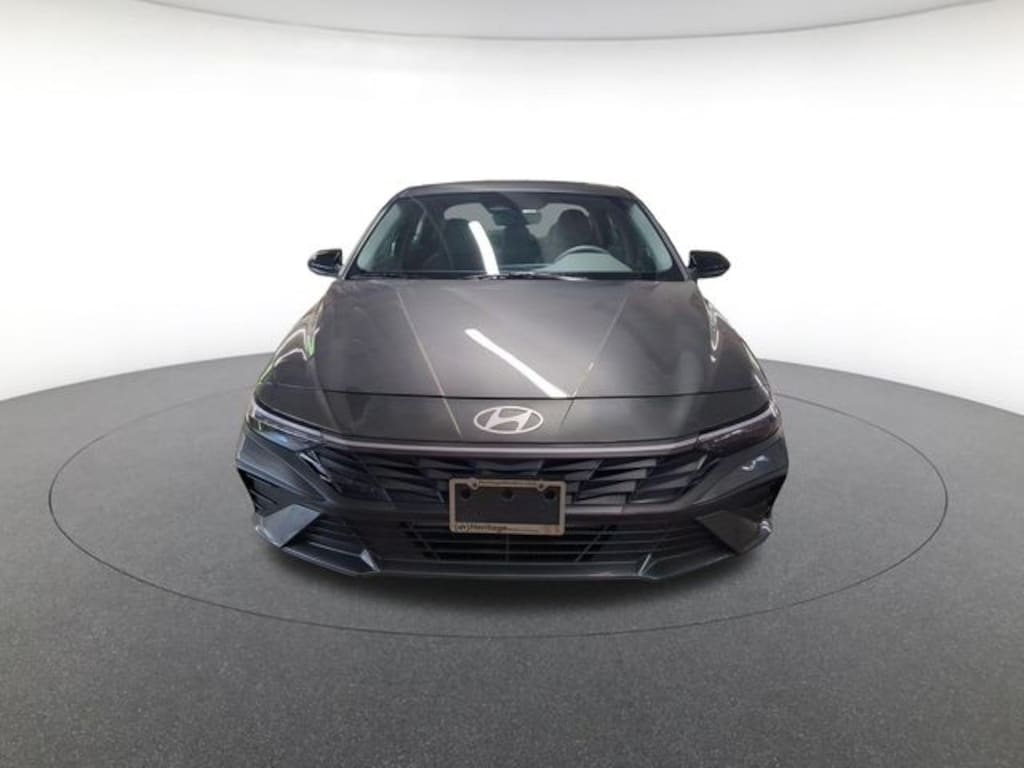 Used 2025 Hyundai Elantra SEL Sport Sedan