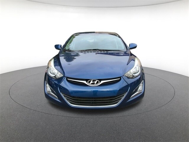 2016 Hyundai Elantra SE photo 2