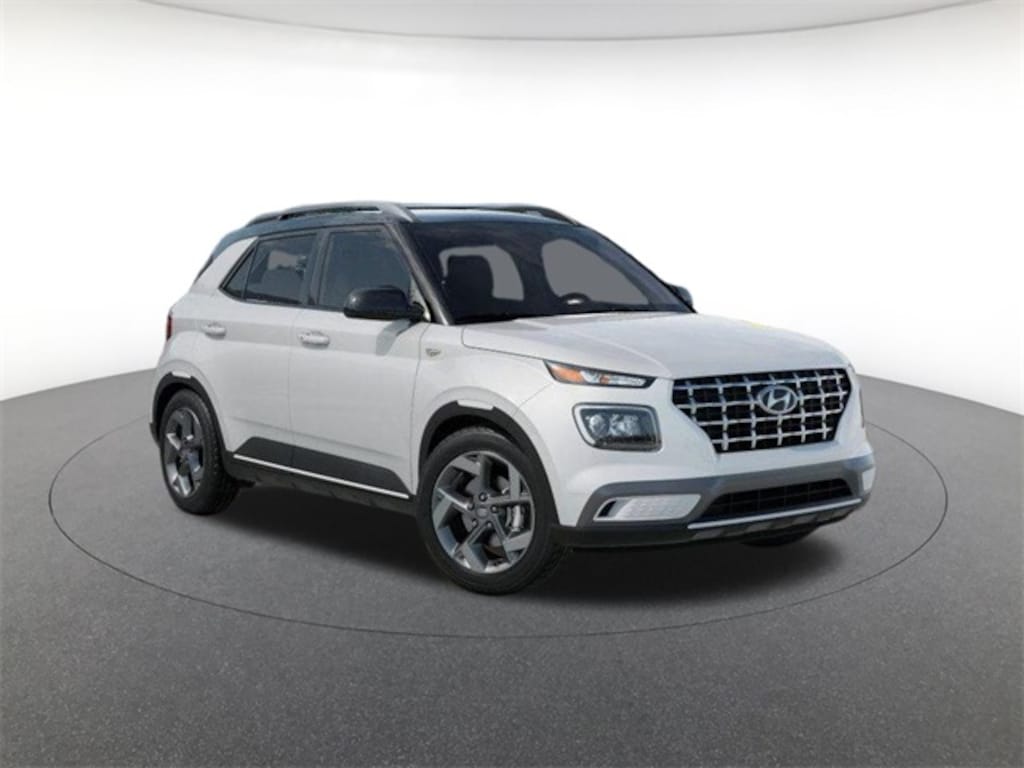 New 2026 Hyundai Venue SEL w/Two-Tone Roof SUV