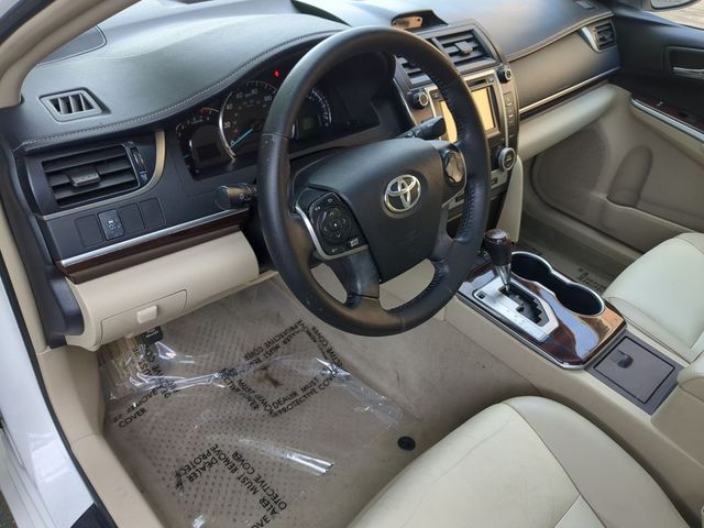 2013 Toyota Camry XLE - Photo 10
