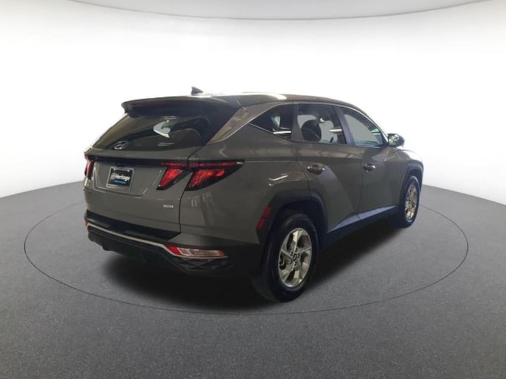 Used 2024 Hyundai Tucson SE SUV