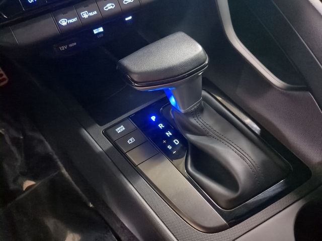 2025 Hyundai Elantra SEL - Photo 12
