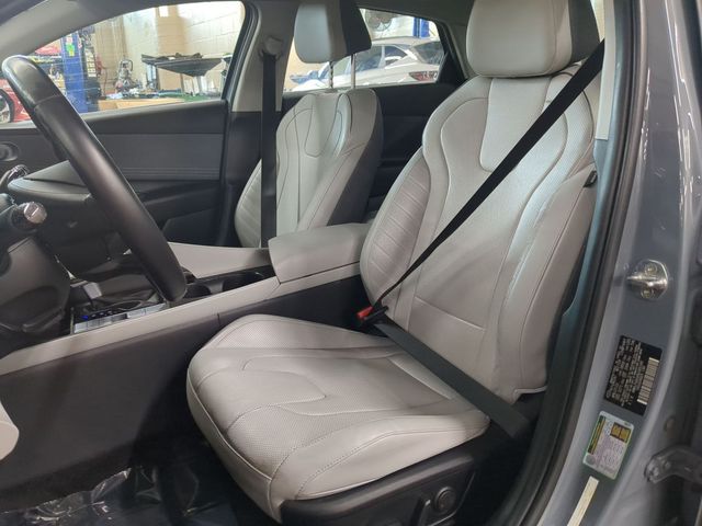 2022 Hyundai Elantra Limited - Photo 9