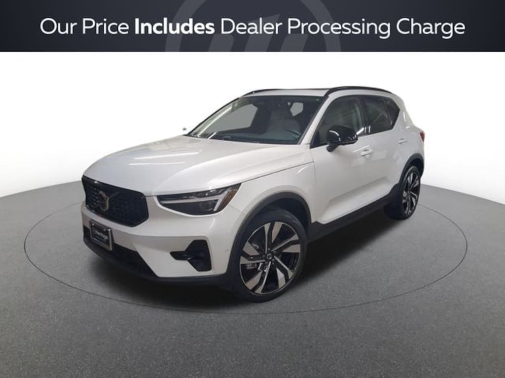 Used 2024 Volvo XC40 Ultimate SUV