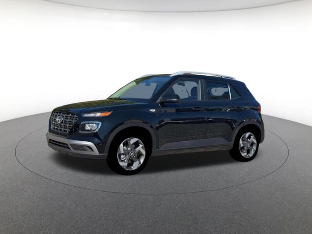 Used 2026 Hyundai Venue SEL SUV
