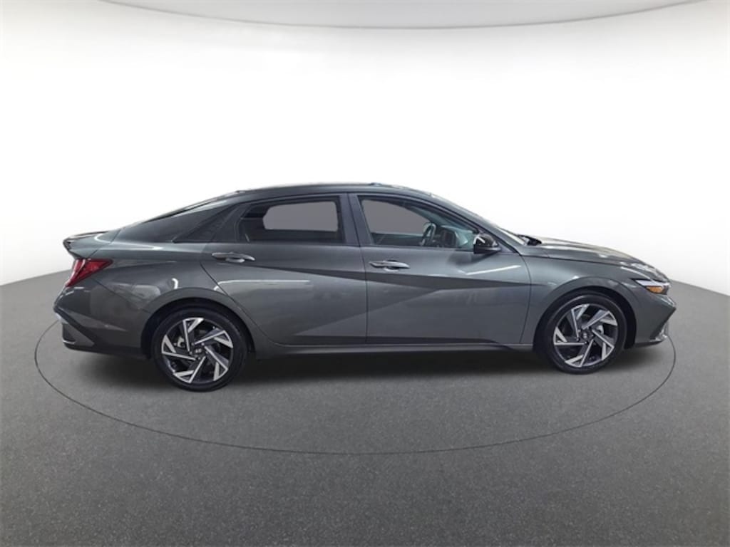 Certified 2025 Hyundai Elantra SEL Sport Sedan