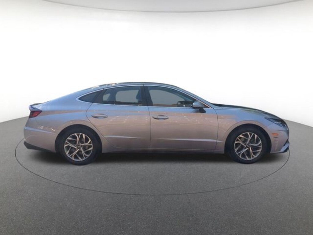 Used 2023 Hyundai Sonata SEL Sedan