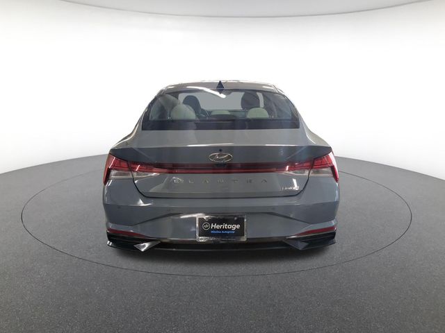 2022 Hyundai Elantra Limited - Photo 6