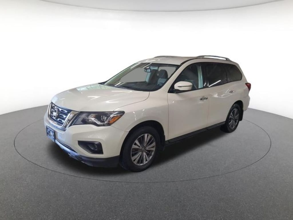 Used 2020 Nissan Pathfinder SV SUV
