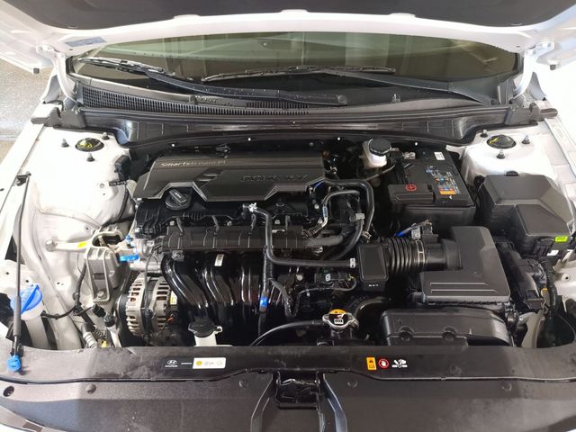 2025 Hyundai Elantra SEL - Photo 22