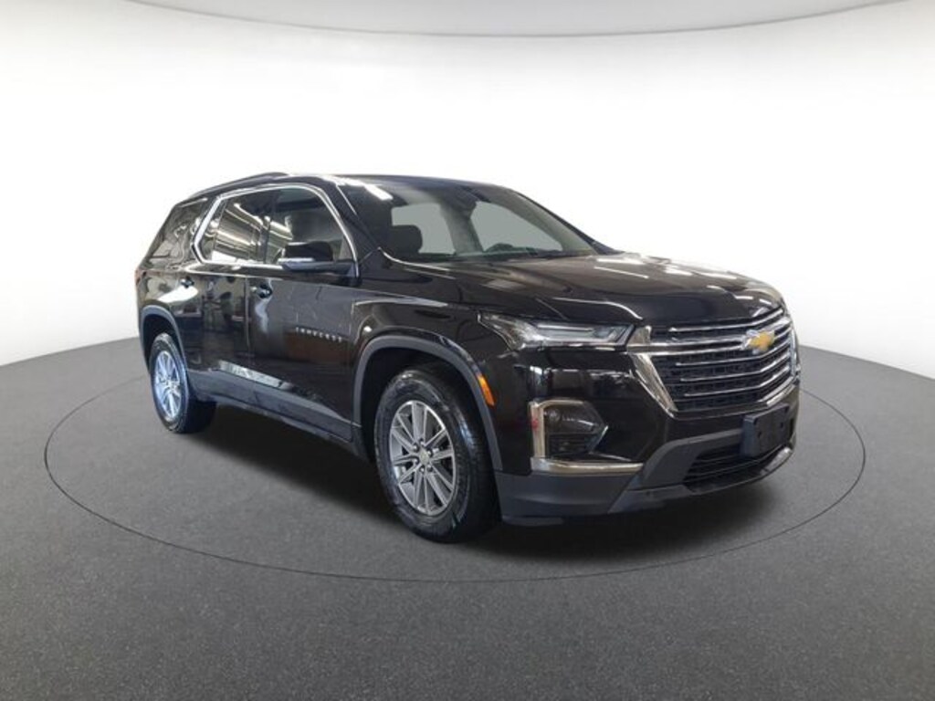 Used 2023 Chevrolet Traverse LT SUV