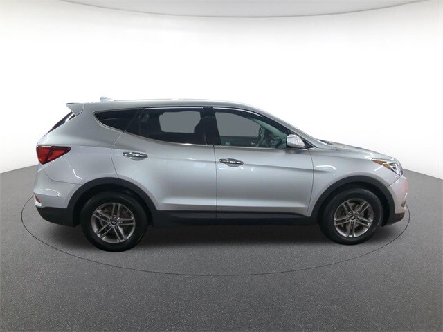 2017 Hyundai Santa Fe Sport Base photo 4