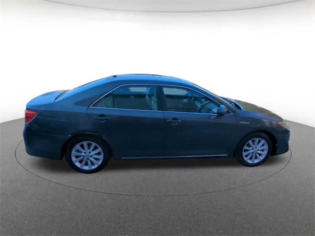 Used 2012 Toyota Camry Hybrid XLE Sedan