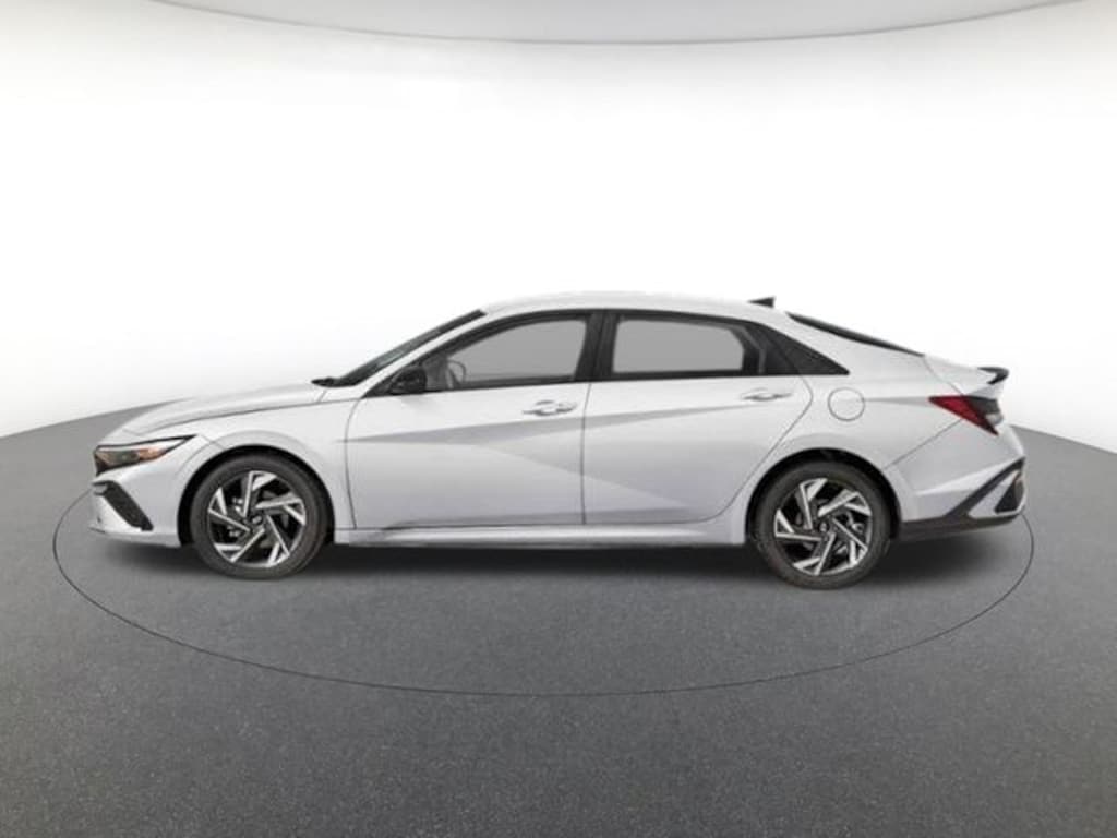 New 2026 Hyundai Elantra SEL Sport Sedan