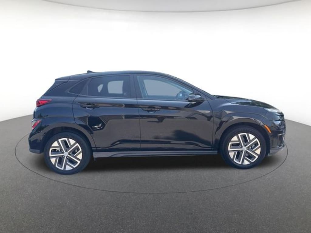 Used 2023 Hyundai Kona Electric SEL SUV