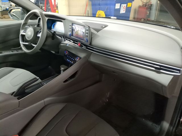 2026 Hyundai Elantra SEL Sport - Photo 30