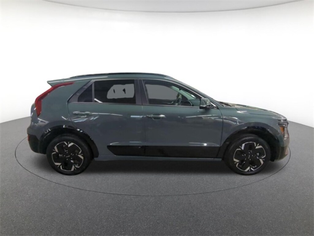 Used 2023 Kia Niro EV Wave SUV