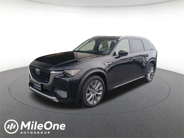 2025 Mazda CX-90 Premium Plus Package's photo