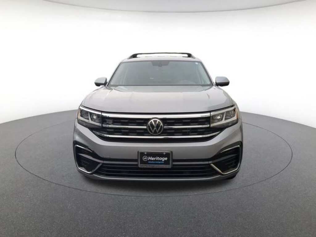 Used 2021 Volkswagen Atlas 3.6L V6 SE w/Technology R-Line SUV