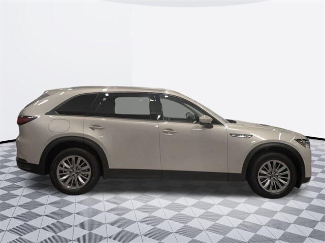 2024 Mazda CX-90 Preferred photo 4