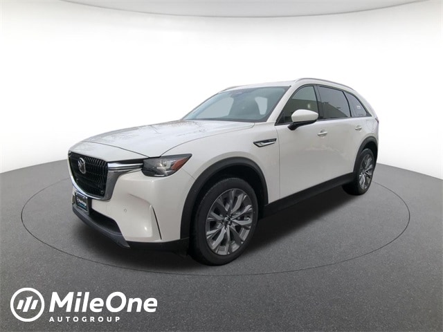 2026 Mazda CX-90 Preferred Package's photo