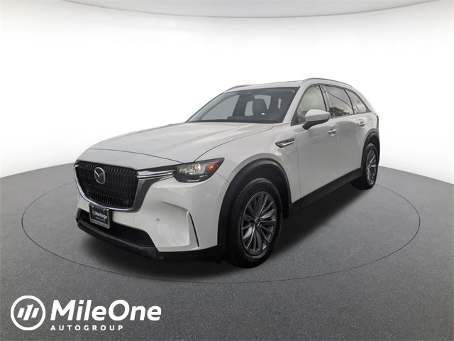 2025 Mazda CX-90 Preferred Package's photo