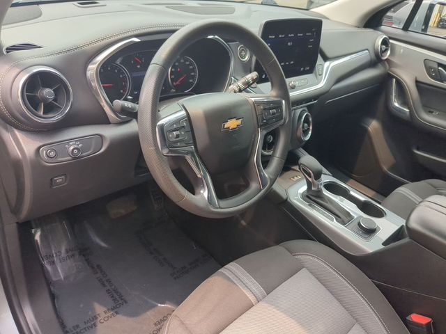 Photo 11