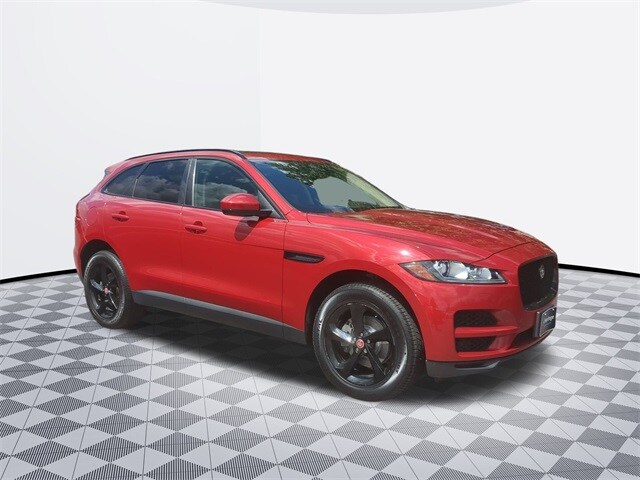 2020 Jaguar F-PACE Premium photo 3