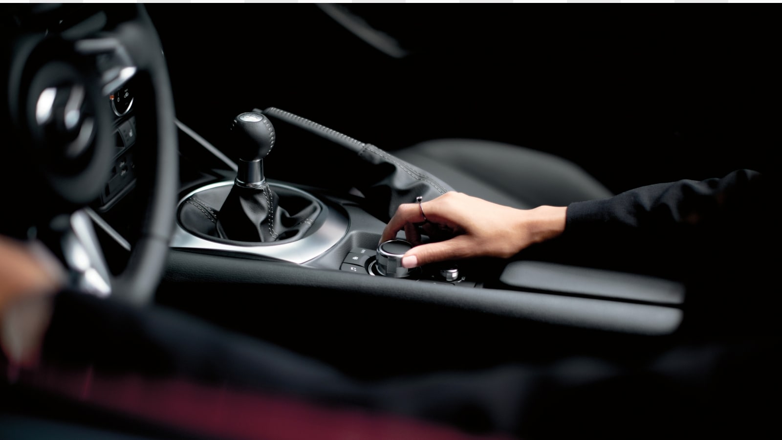 2026%20Mazda%20Miata%20Interior.jpg