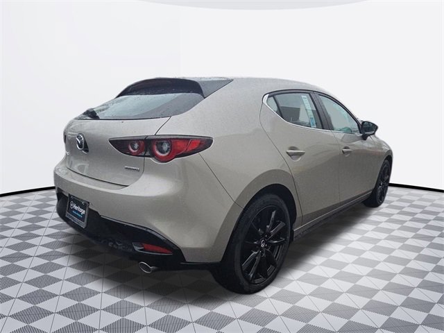 2025 Mazda Mazda3 Hatchback 2.5 Select Sport photo 4