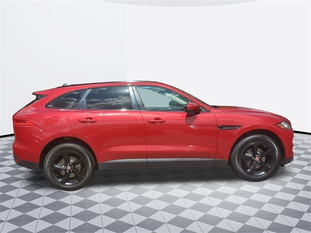 2020 Jaguar F-PACE Premium photo 4
