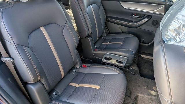2026 Mazda CX-90 Premium Plus Package - Photo 10