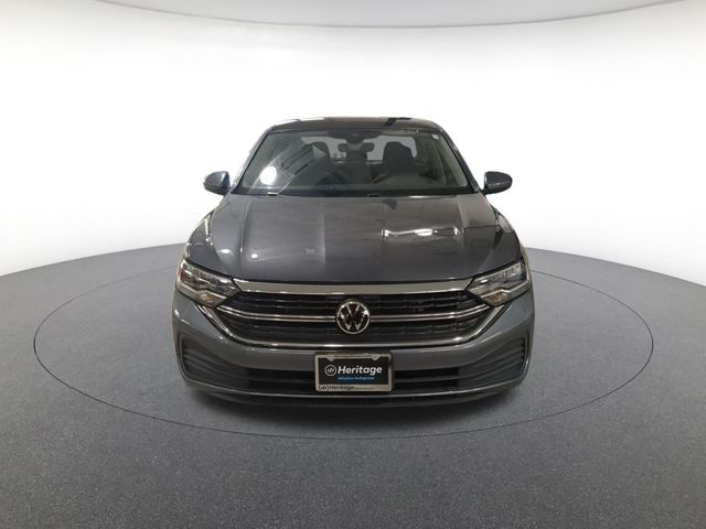 3VW7M7BU5RM061556