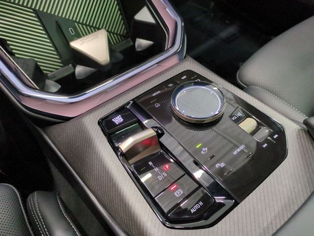 2025 BMW X3 30 - Photo 12