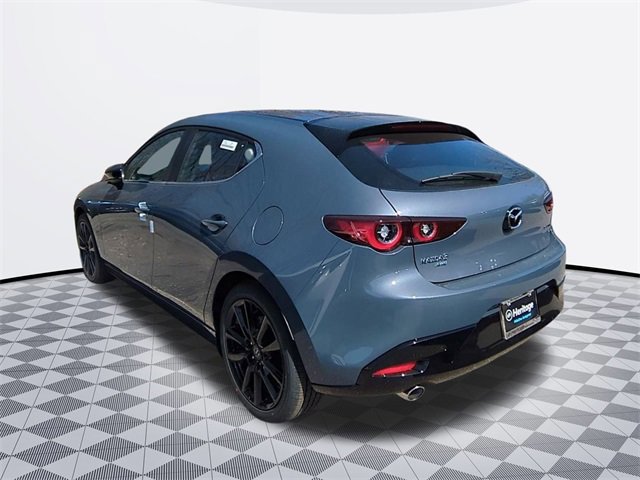 2025 Mazda Mazda3 Hatchback 2.5 s Carbon photo 2