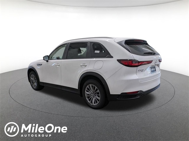 2026 Mazda CX-90 Select Package's photo