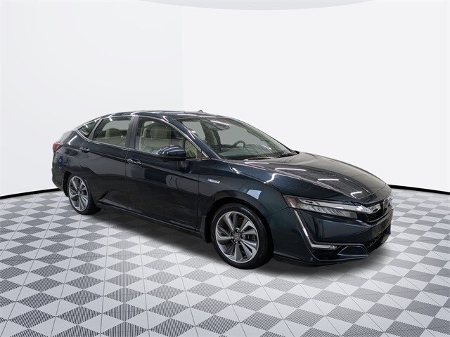2018 Honda Clarity Plug-In Hybrid Touring photo 2