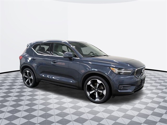 2019 Volvo XC40 T5 Inscription photo 2