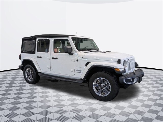 2018 Jeep Wrangler Unlimited Sahara photo 3