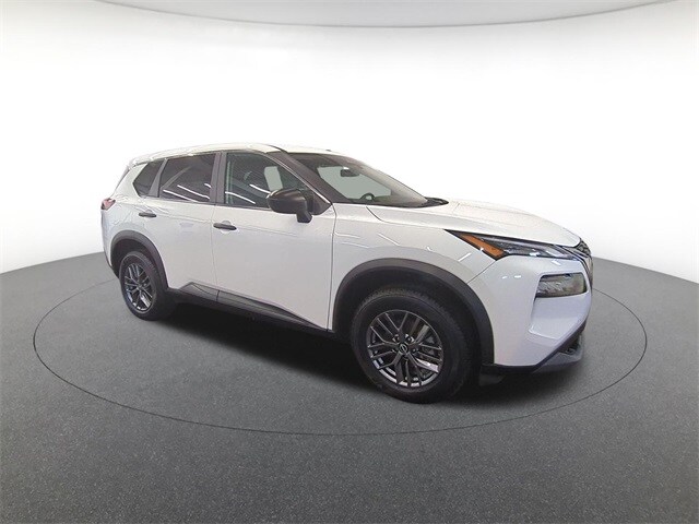 2023 Nissan Rogue S photo 3