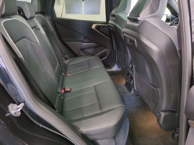 2025 BMW X3 30 - Photo 17
