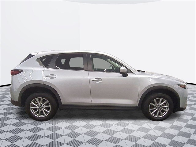 2023 Mazda CX-5 2.5 Select photo 3
