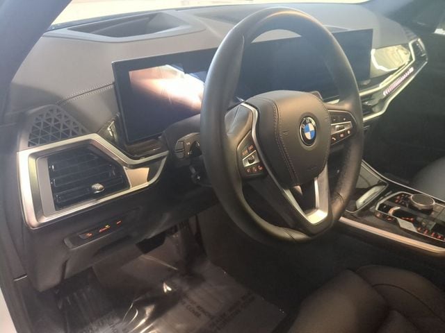 2026 BMW X5 40i - Photo 10