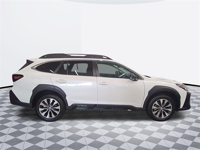 2024 Subaru Outback Limited photo 4