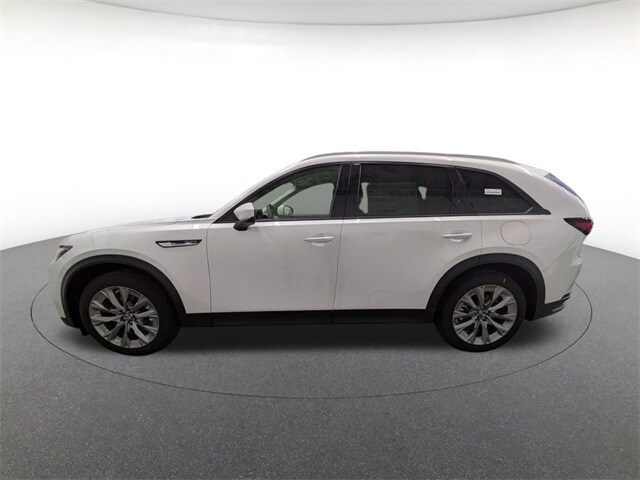 2026 Mazda CX-90 3.3 Turbo Preferred photo 2