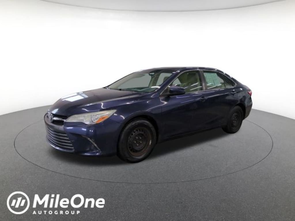 Used 2016 Toyota Camry LE Sedan